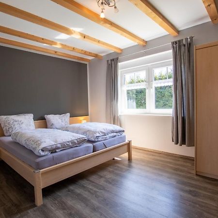 Apartmenthaus Djuren 돌눔 외부 사진