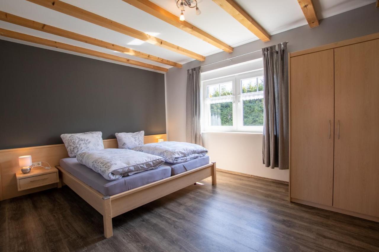 Apartmenthaus Djuren 돌눔 외부 사진