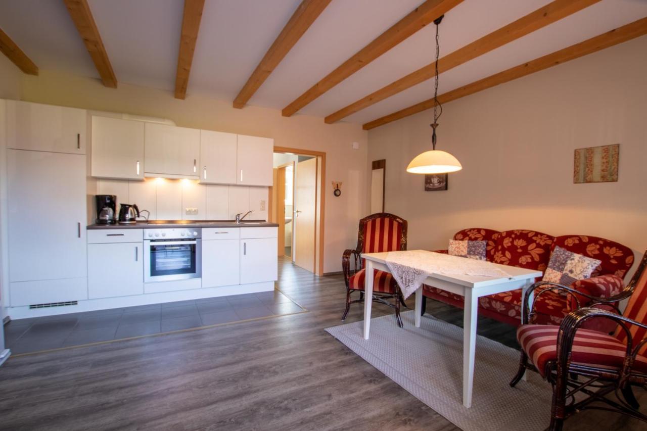 Apartmenthaus Djuren 돌눔 외부 사진