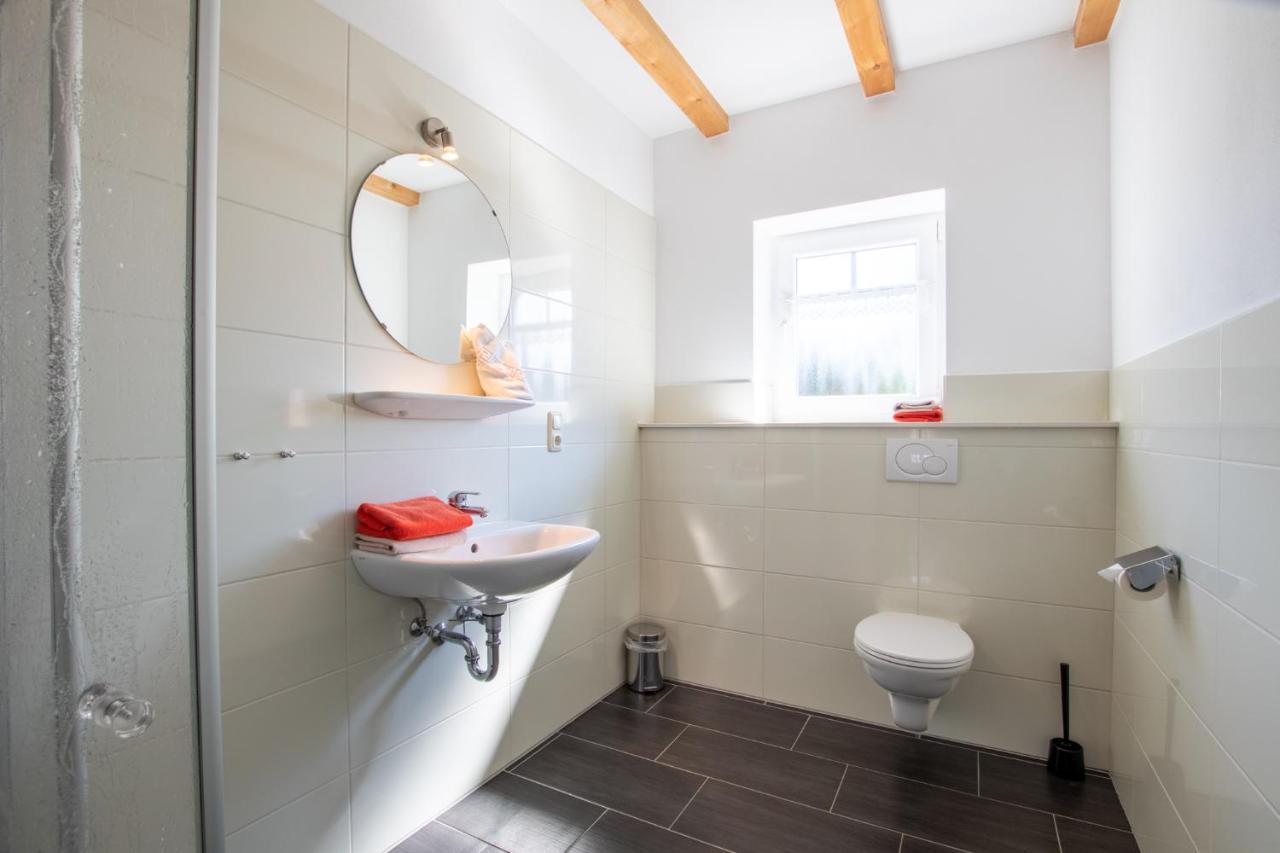 Apartmenthaus Djuren 돌눔 외부 사진