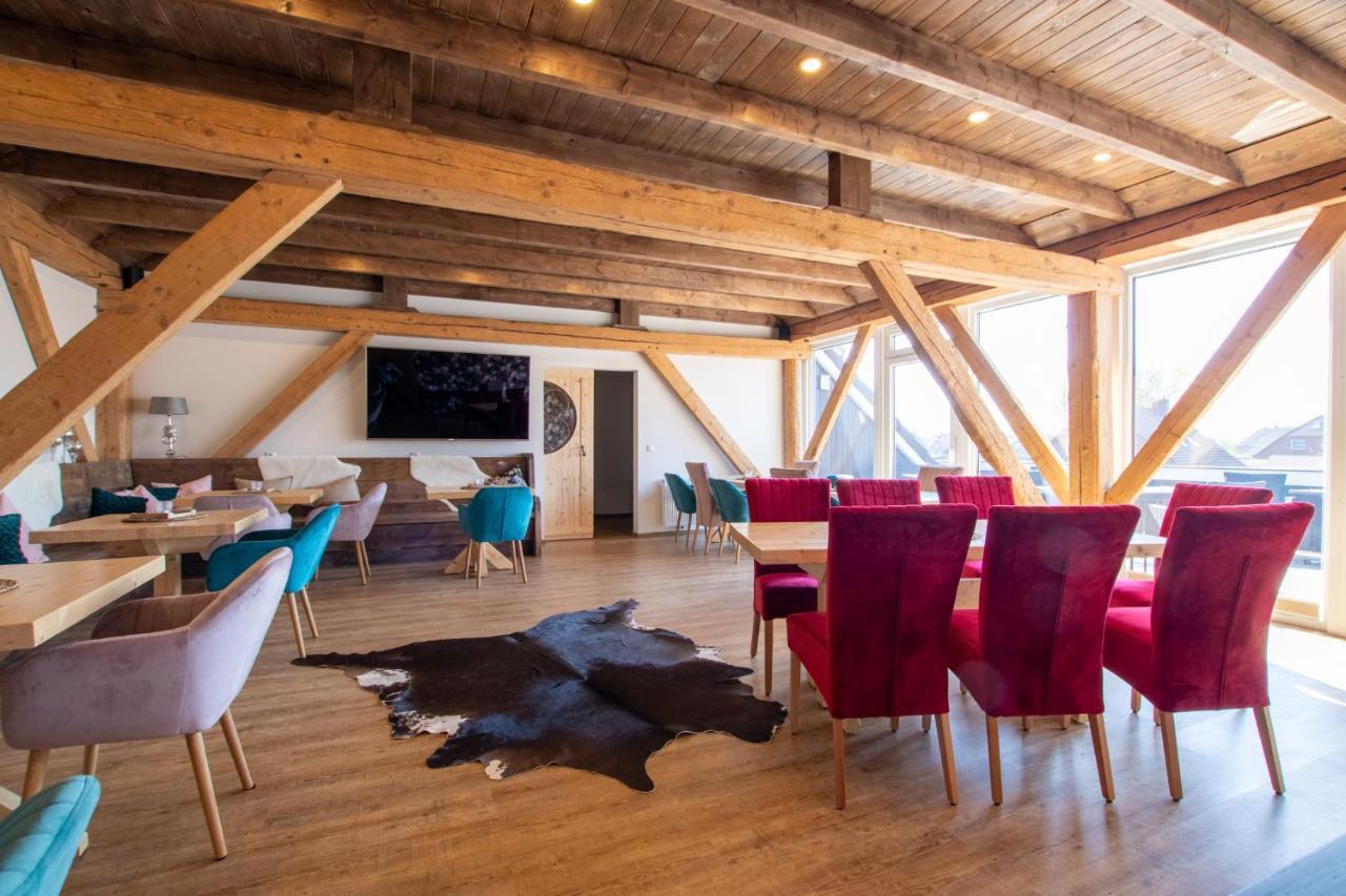 Apartmenthaus Djuren 돌눔 외부 사진